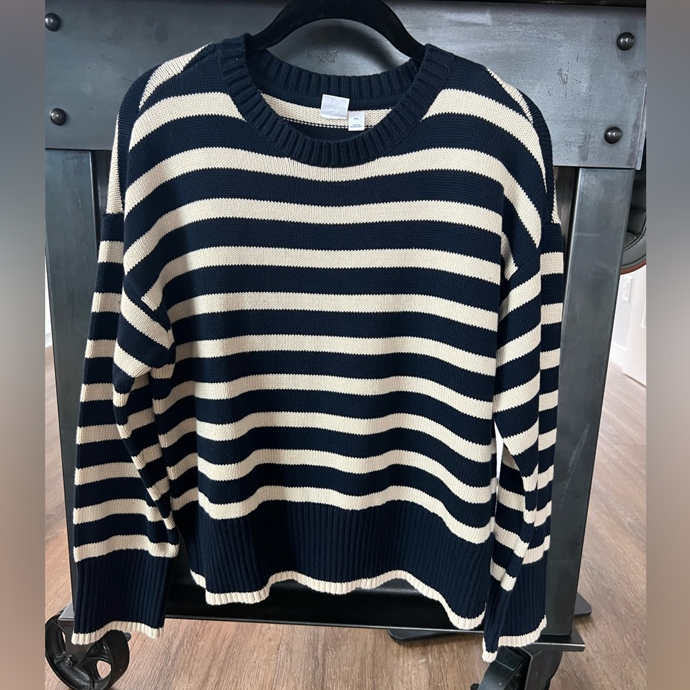 Gap - girls blue and cream stripped sweater - size xxl